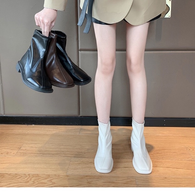 Boots cổ ngắn ulzzang da mềm mũi vuông đế 3cm