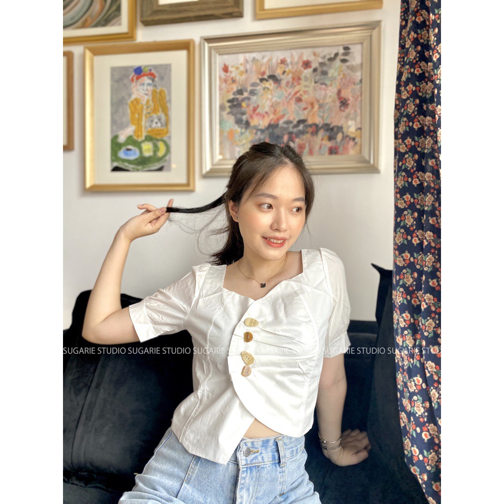 Áo kiểu hoạ tiết cúc nổi bật SUGARIE (ảnh thật) | BigBuy360 - bigbuy360.vn
