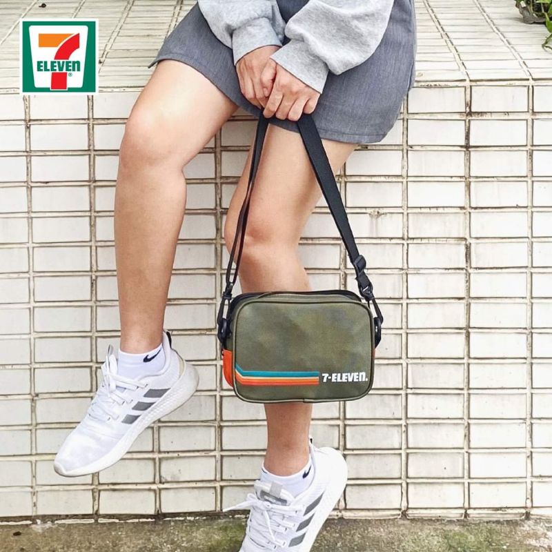 Túi đeo chéo 7eleven