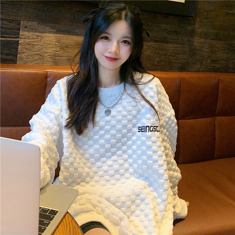 Áo thun Hormones tay dài in họa tiết chữ cái dành cho nữ | BigBuy360 - bigbuy360.vn