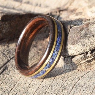 Nhẫn Gỗ Mun uốn cẩn đá Lapiz Lazuli