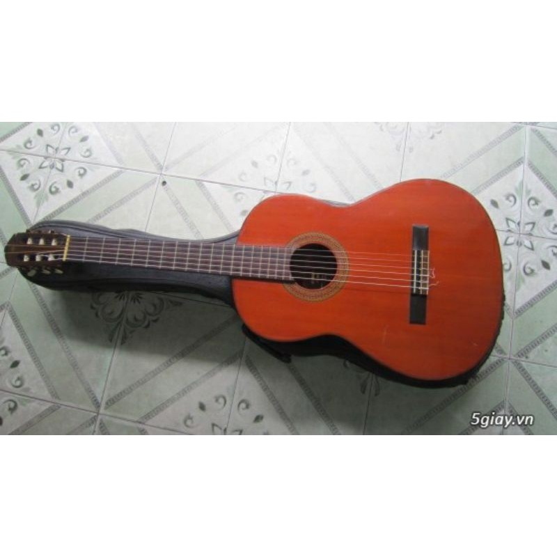 GUITAR CŨ GIÁ RẺ CHO NGƯỜI MỚI TẬP CHƠI