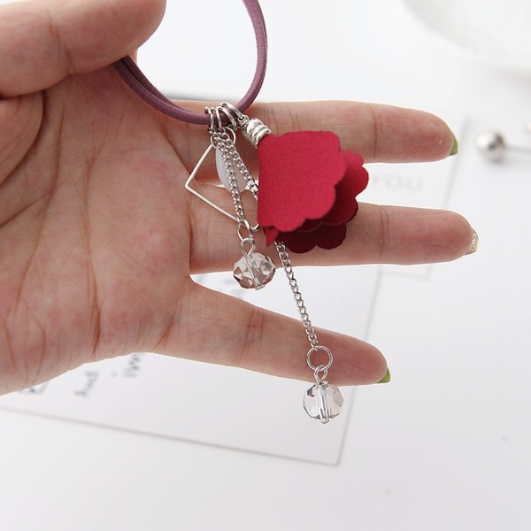 CH030 Cột tóc hoa vải phối charm Handmade