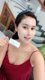 Mặt nạ ủ trắng Nhật Bản