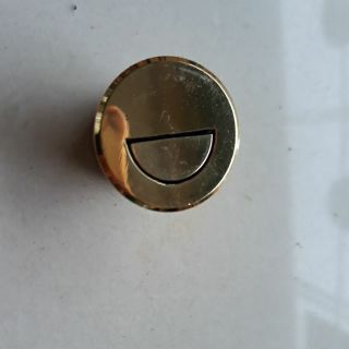 Chân đồng clemon