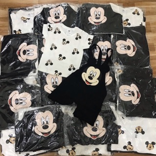 Set Yếm Kèm Áo Mickey H.M Dư Xịn
