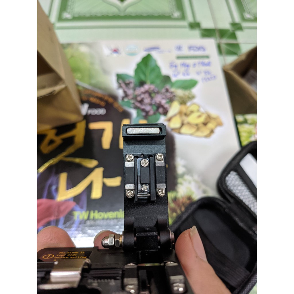 Dao cắt chính xác sợi quang SKL - S2