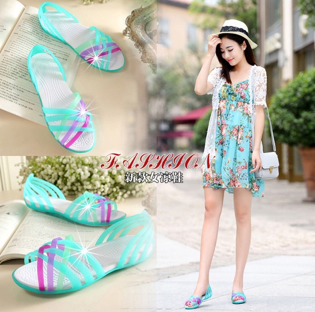 [BIG SIZE ĐẾN 40] Giày Sandal Nữ Quai Dẻo PVC Thời Trang Đi Biển Đi Mưa Phong Cách Hàn Quốc Size 35-40 - Lucky Girl shop