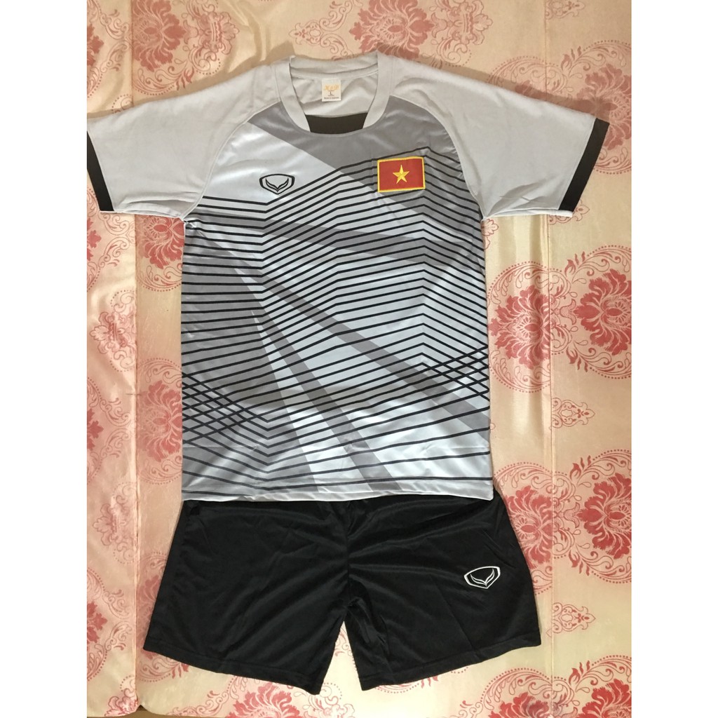 ️⚽ Bộ Quần áo bóng đá đội tuyển Việt Nam ⚽