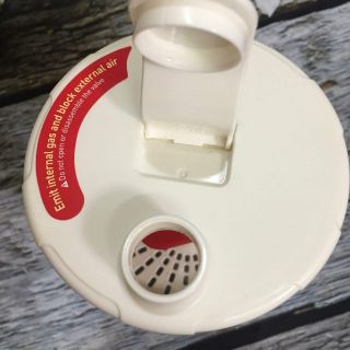 Hộp muối dưa cà 1,3L Lock&lock