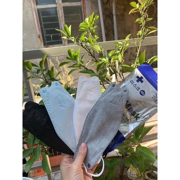Khẩu Trang Kháng Khuẩn KF94 Hàng 3 Lớp Thoáng Mát Kháng Khuẩn