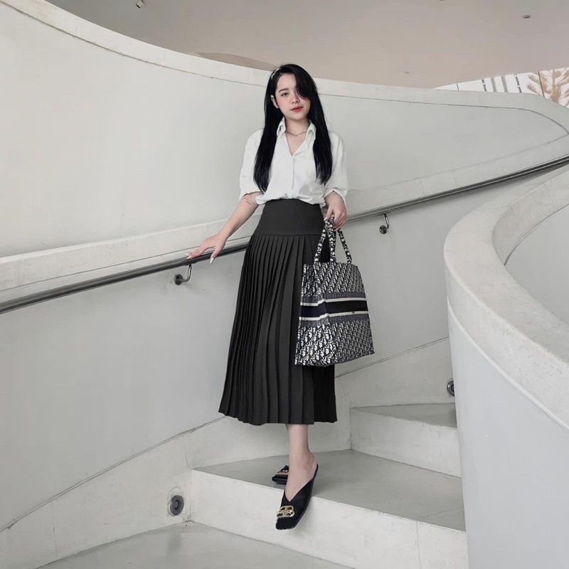 Chân váy dập ly dáng dài