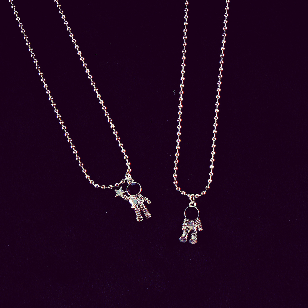 Vòng cổ mặt phi hành gia tùy chọn kiểu thời trang xinh xắn