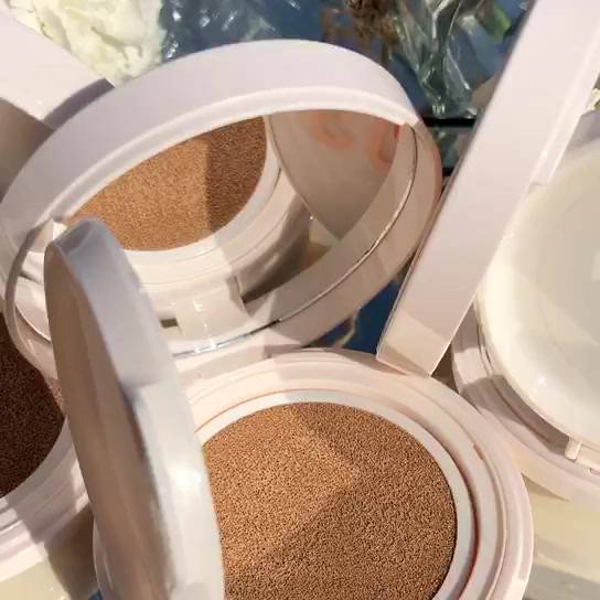 FOCALLURE Cushion lì tự nhiên chiết xuất thực vật nuôi dưỡng làn da 12g | BigBuy360 - bigbuy360.vn