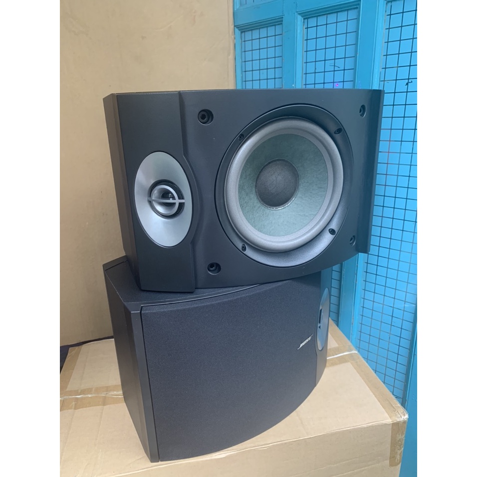 Loa treo tường Bose 301 series 5