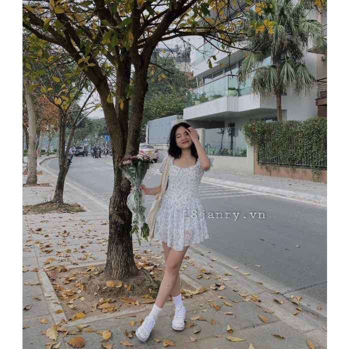 Mini dress - Đầm hoa nhí cổ vuông dáng xoè