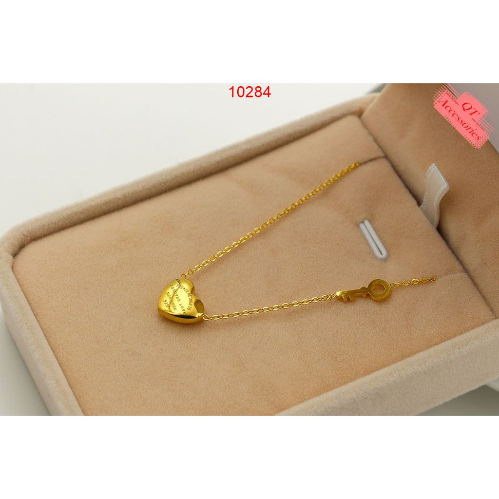 Dây chuyền trái tim chìa khóa titan mạ vàng 18k