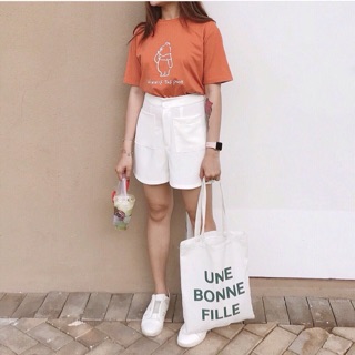 Set short trắng 2 túi + pull cam in siu dễ thương , nổi bật