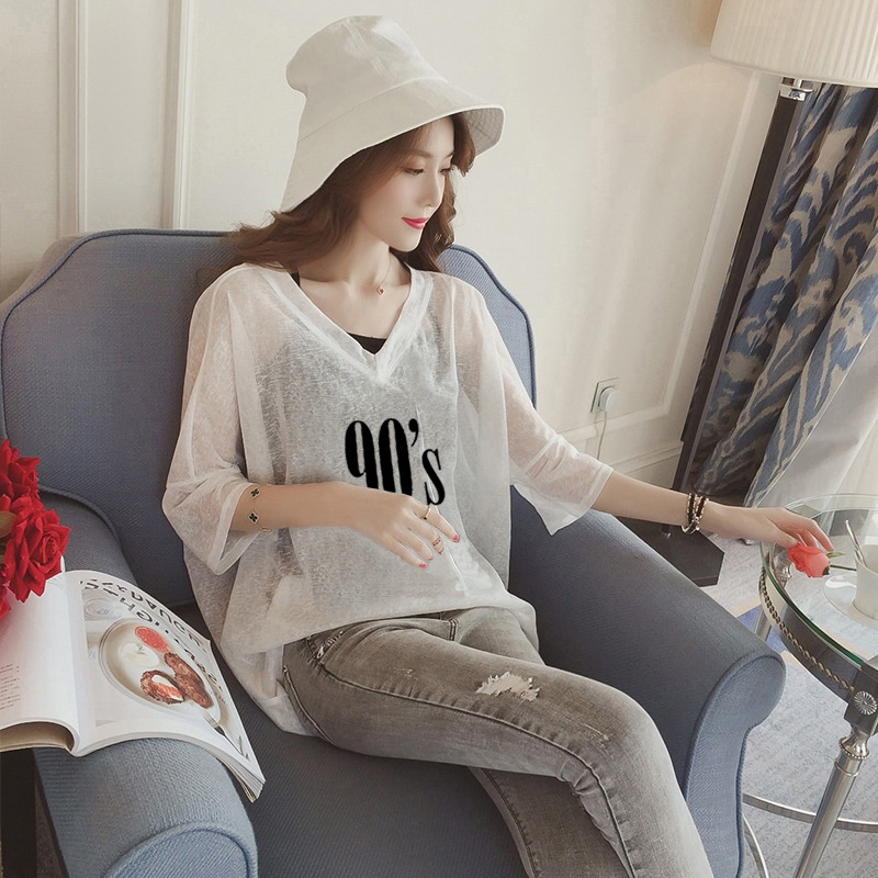 Bộ Áo Thun Bằng Polyester Kèm Áo Hai Dây Phong Cách Vintage Ngọt Ngào Cho Nữ