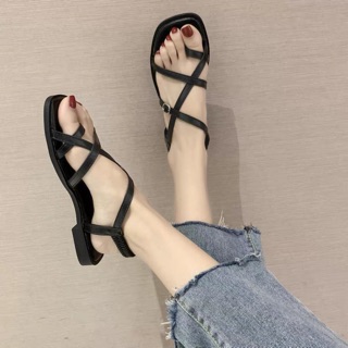 Sandal dây quai ngang