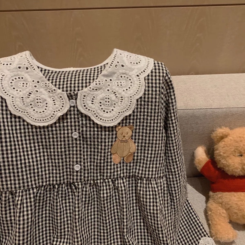 Bộ đồ ngủ tiểu thư gấu cổ bèo hoạ tiết caro cổ đính nút siêu dễ thương | BigBuy360 - bigbuy360.vn