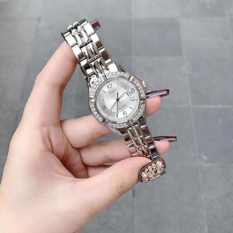 Đồng Hồ Nữ Guess Mid-Size Sporty Chic Crystal-Accented Silver-Tone G75511M