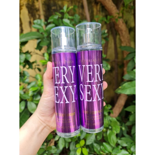 Xịt Thơm Victoria’s Fleur 236ml Với Hương Thơm lan toả sang trọng quyến rũ