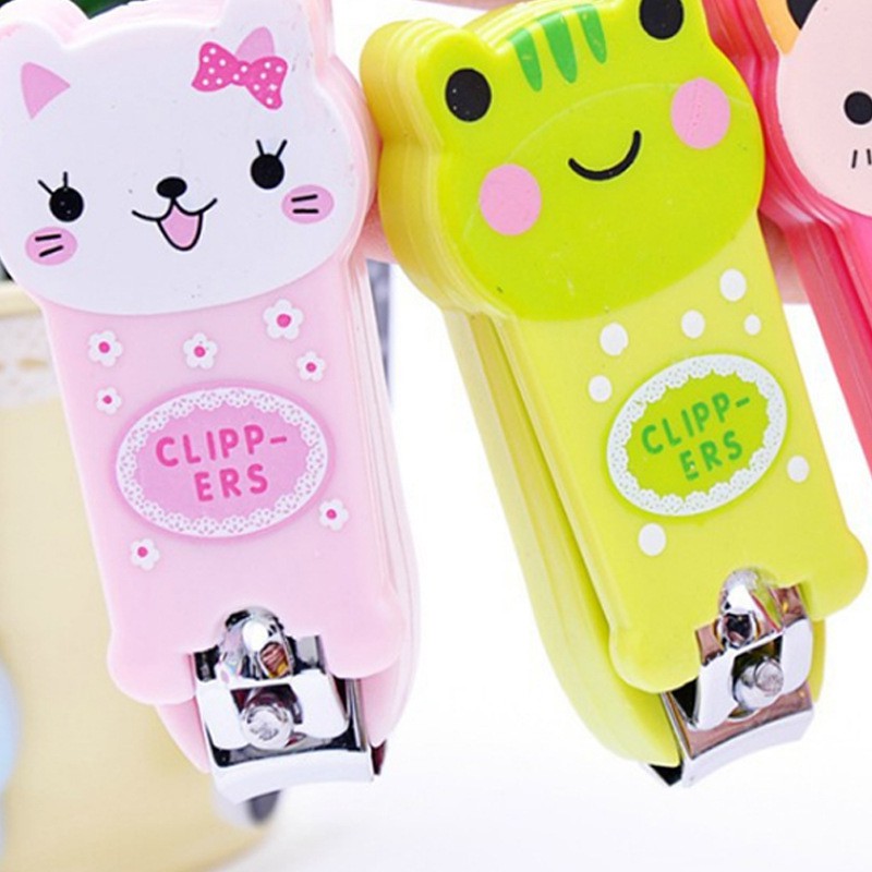 Bấm móng tay hình thú dễ thương - Cắt móng tay cho bé