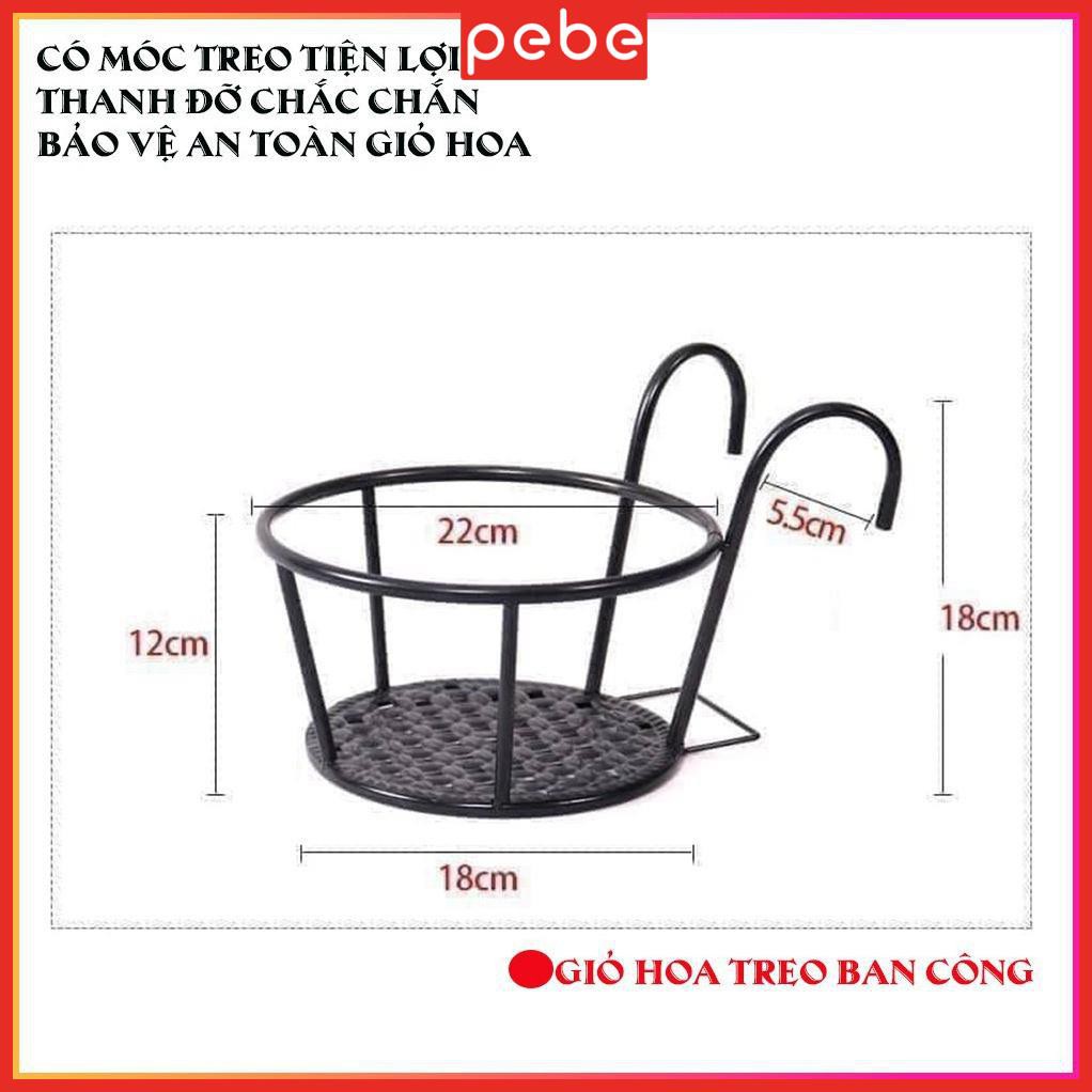 Giỏ hoa treo ban công khung thép chắc chắn