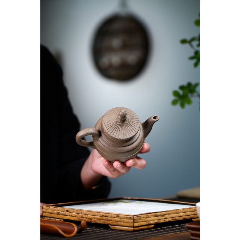 Ấm Tử Sa Nghi Hưng Tây Hồ Ánh Nguyệt 250 ml (Thanh Khôi Đoạn Nê)