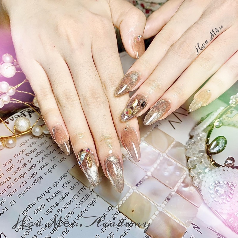 Sơn mắt mèo kim cương