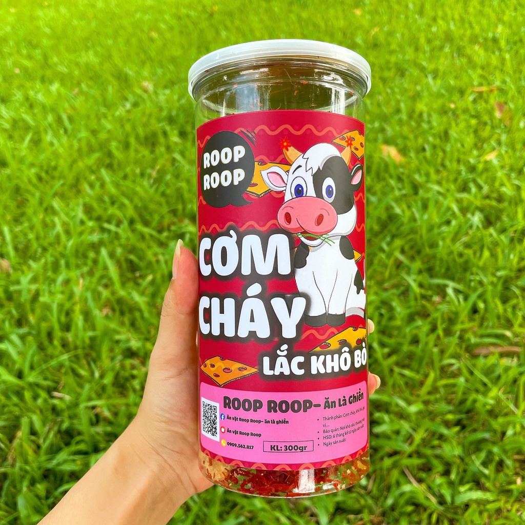 Cơm cháy lắc khô bò 300g RoopRoop đồ ăn vặt Sài Gòn vừa ngon vừa rẻ | BigBuy360 - bigbuy360.vn