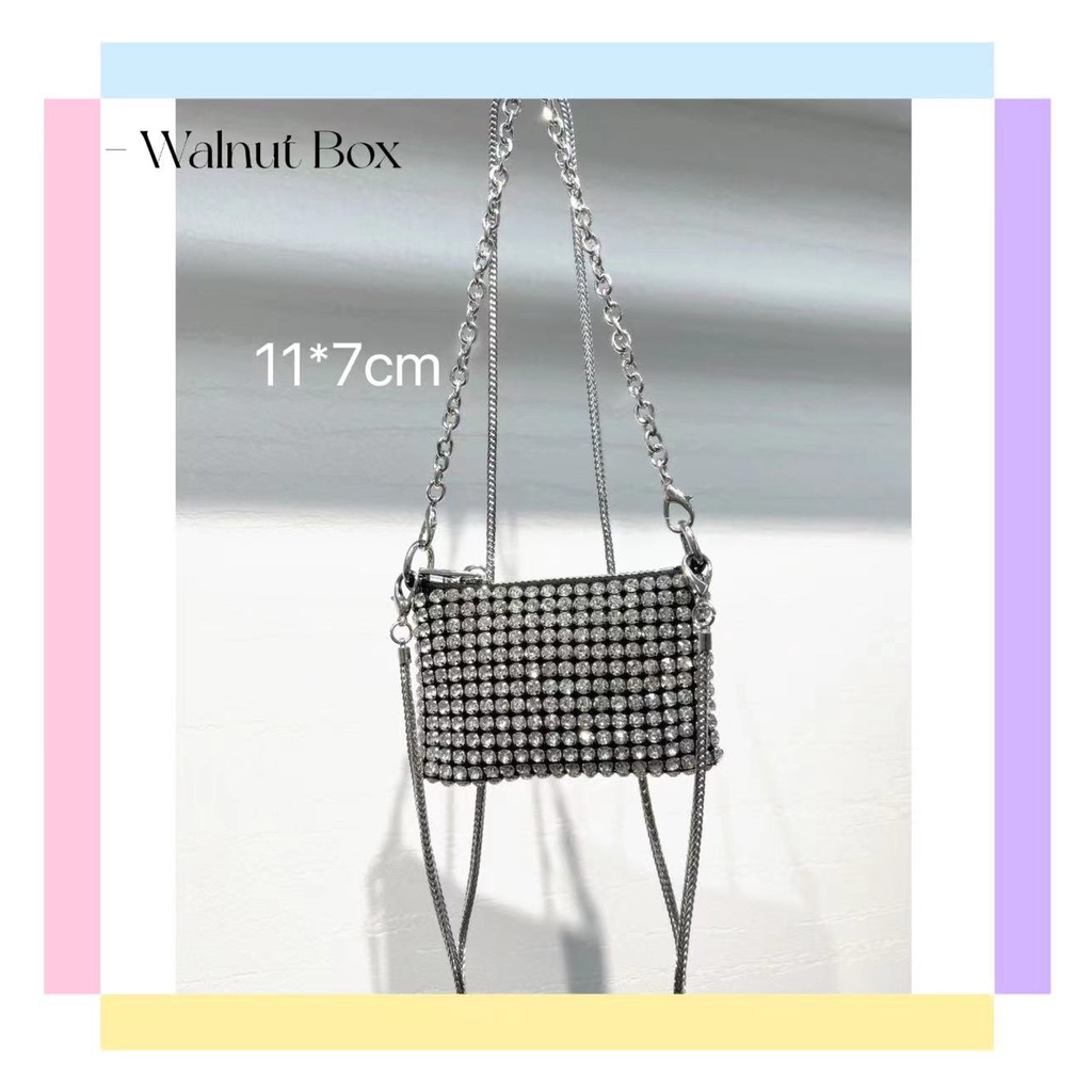 Túi Đeo Chéo Mini Đính Đá Kim Cương Phối Dây Xích Thời Trang Sang Trọng