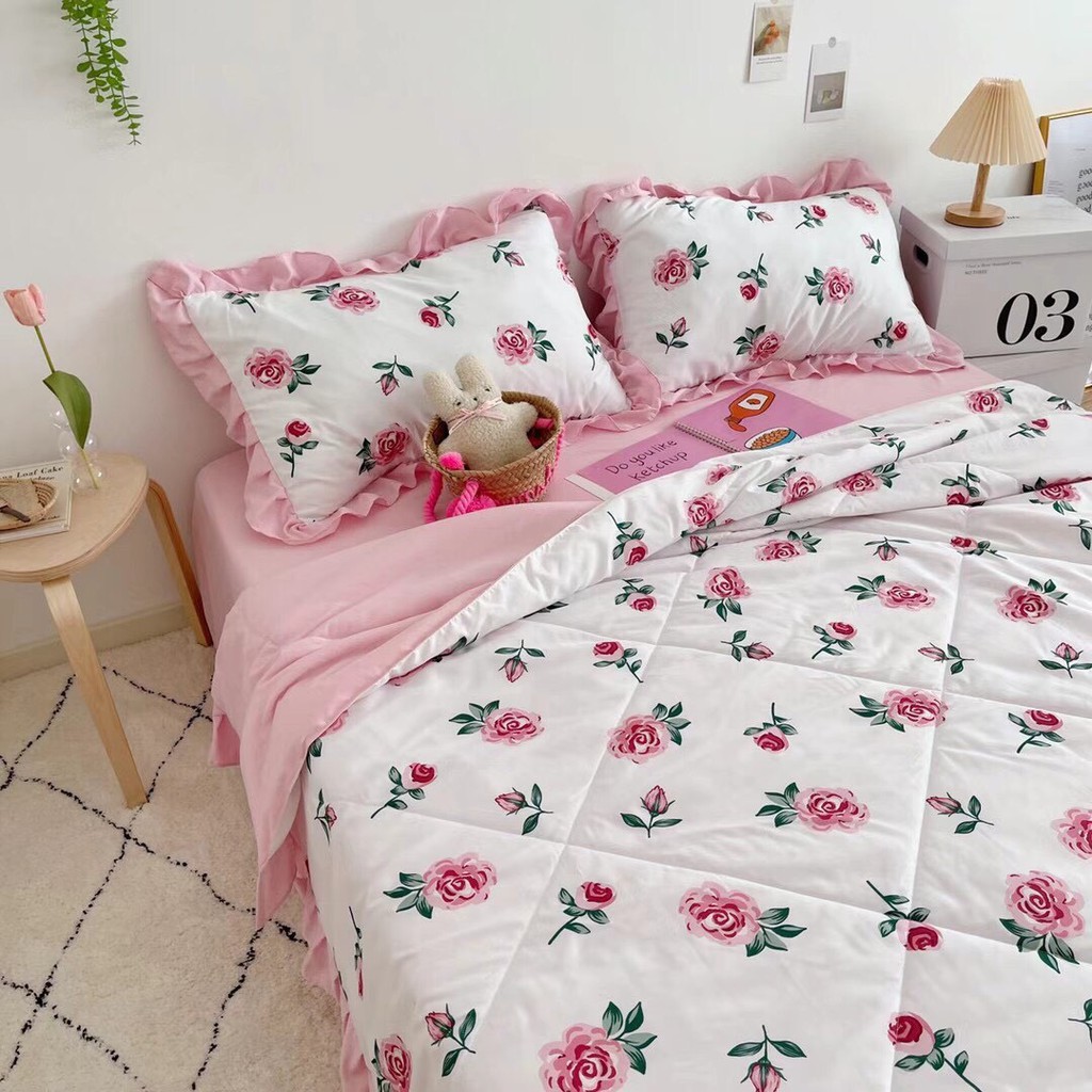 Bộ chăn đũi hè vỏ ga và 2 vỏ gối M2T bedding chăn lót bông thiết kế phối bèo họa tiết hoa hồng