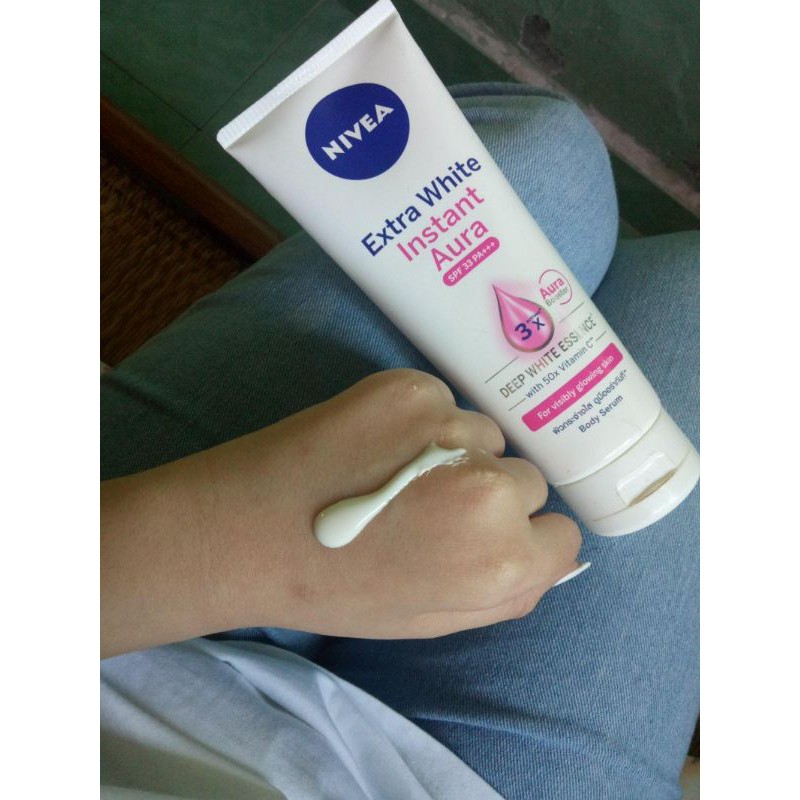 Tinh chất dưỡng trắng Nivea Extra White Night Nourish ban đêm