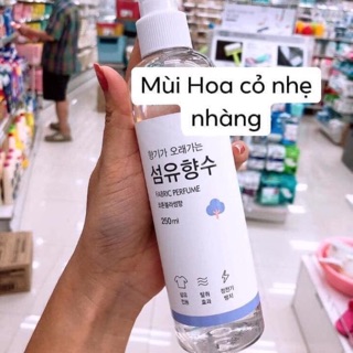 Xịt thơm quần áo Hàn QUốc