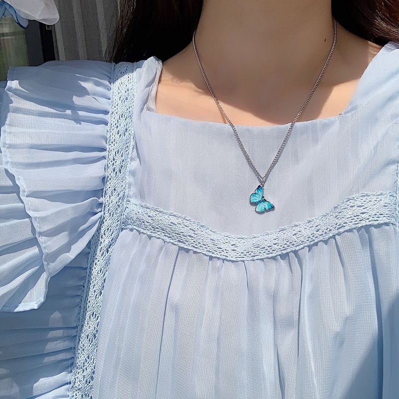 Vòng Đeo Tay Dạng Chuỗi Xích Phối Mặt Hình Bướm Xanh Dương Phong Cách Hàn Quốc Cổ Điển Quyến Rũ Thời Trang Cho Nữ