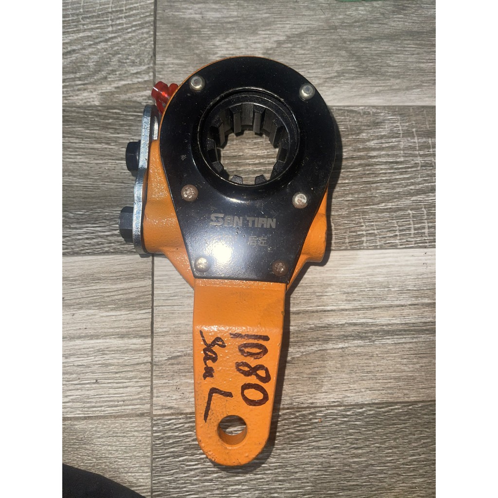 Sản phẩm gia đình làm: combo 6 Cóc phanh sau xe trường hải 6 tấn 1080 cam