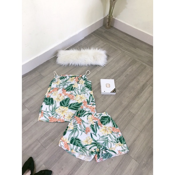 Sét áo 2s hoa lá đi biển mix quần short siêu xinh (kèm ảnh thật )