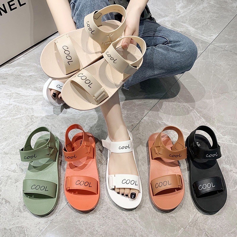 Sandal nữ đế bệt đi học ulzzang đẹp thời trang quai ngang BRATINA SD005