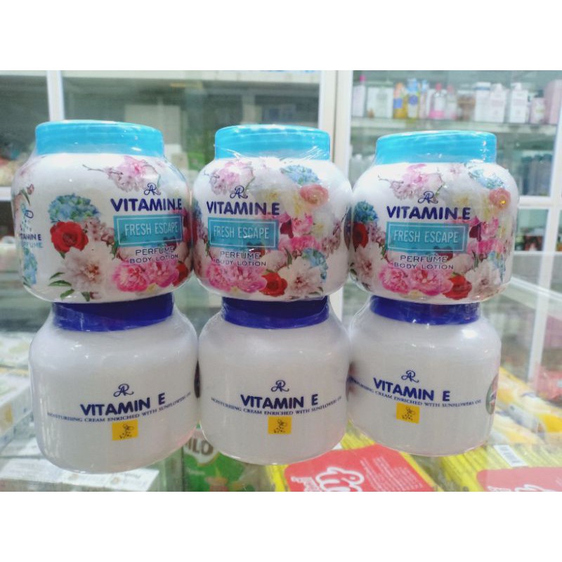 Kem Dưỡng Ẩm VITAMIN E Hương Nước Hoa Aron Thái Lan 200g