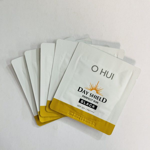 Gói Kem Chống Nắng Ohui Day Shield Perfect Black 1ml Spf50+ / PA+++ - Cho Da Sạn Đen