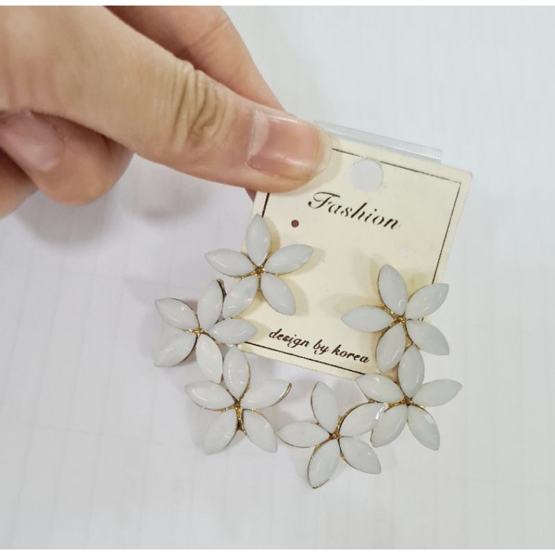 khuyên tai đồng giá 15k thái lan