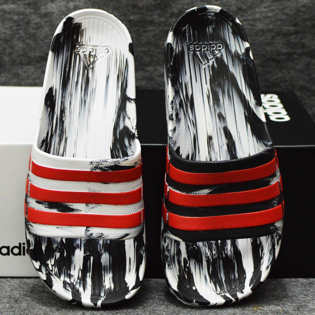 Adidas Duramo camo màu trắng đen sọc đỏ