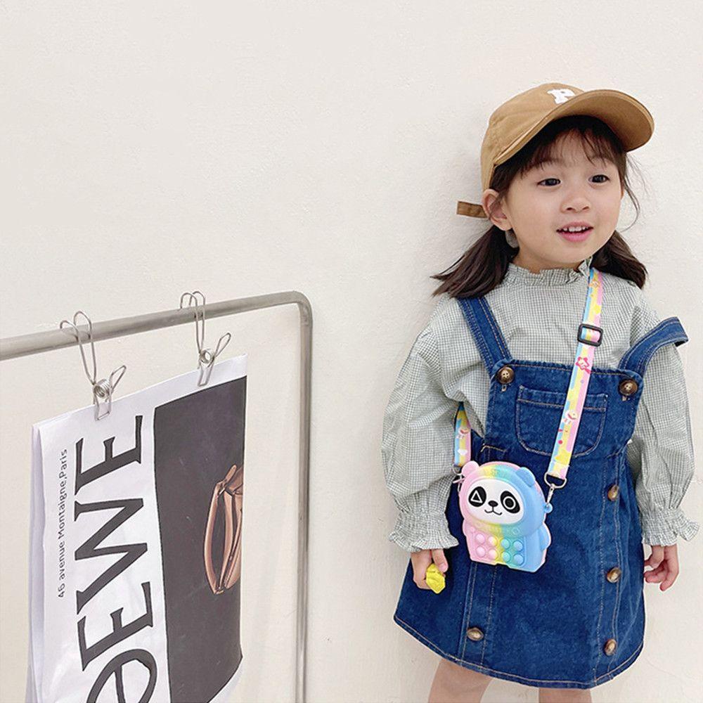 Túi Đeo Chéo Đựng Tiền Xu Bằng Silicon Hình Gấu Trúc Dễ Thương Cho Bé