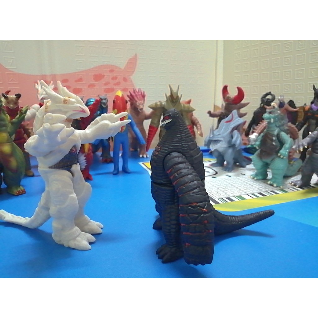 Mô hình Quái vật EX Red King 13cm Kaiju Ultraman Series Siêu nhân điện quang [Đồ Chơi 24/7]