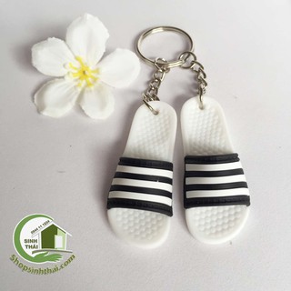 Móc khóa hình chiếc dép - giao màu ngẫu nhiên