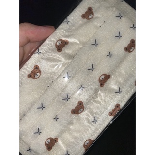 50c khẩu trang gấu nâu
