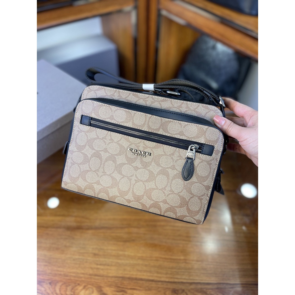 Túi đeo chéo nam da thật thời trang cao cấp Coach phong cách trẻ trung, thời thượng