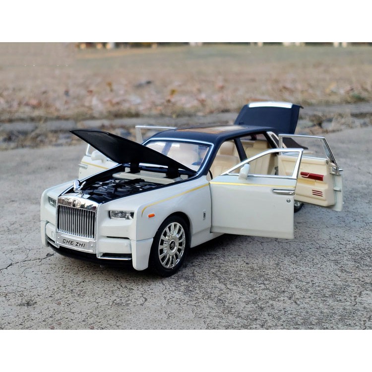 MÔ HÌNH XE Ô TÔ Rolls-Royce Phantom VIII màu Trắng phối đen CHEZHI đúc Kim Loại | Tỉ lệ 1:24